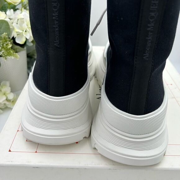 Men’s Alexander McQueen tread slick sneakers, size 44 made in Italy - Picture 9 of 11